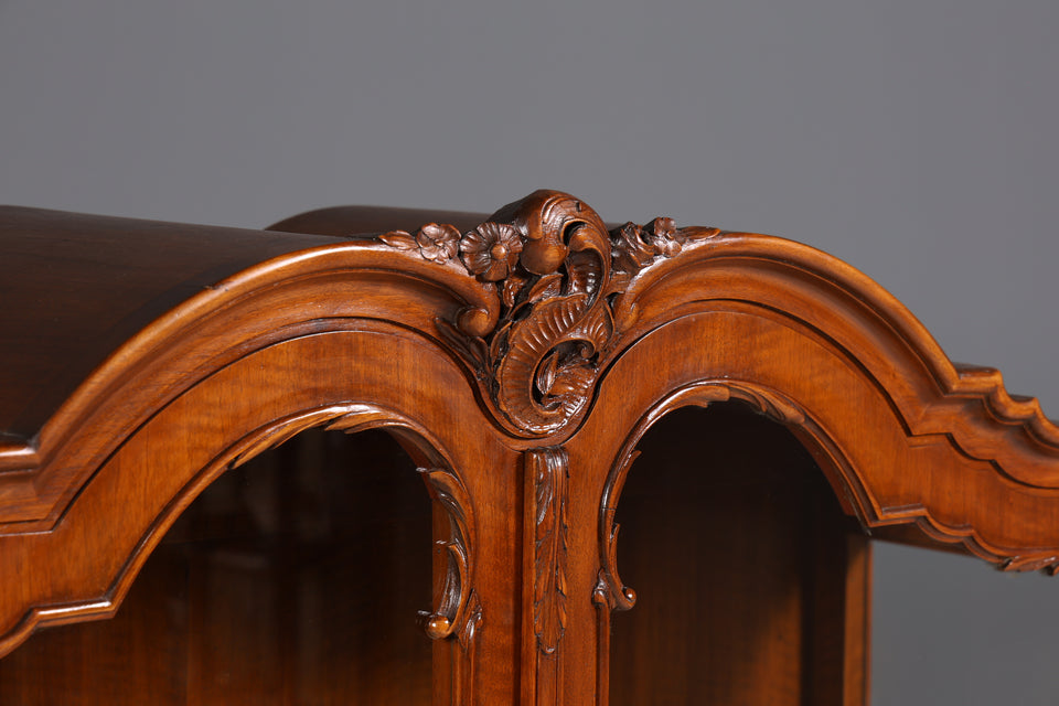 Prachtvolle Chippendale Vitrine Regal echt Holz Schrank 60s