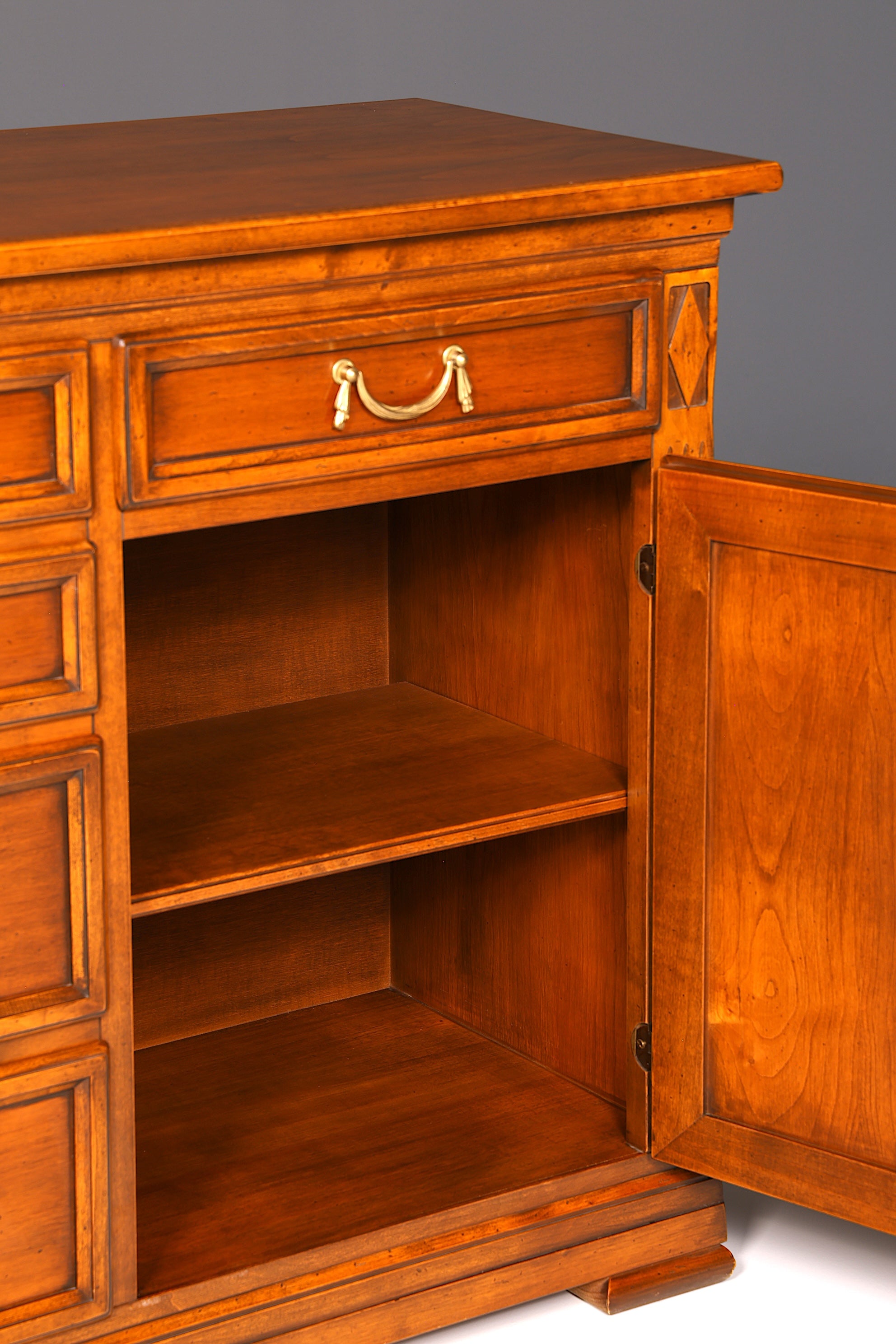 Wunderschönes Original Selva Sideboard Villa Borghese Antik Stil Schrank Kommode Buffet Anrichte