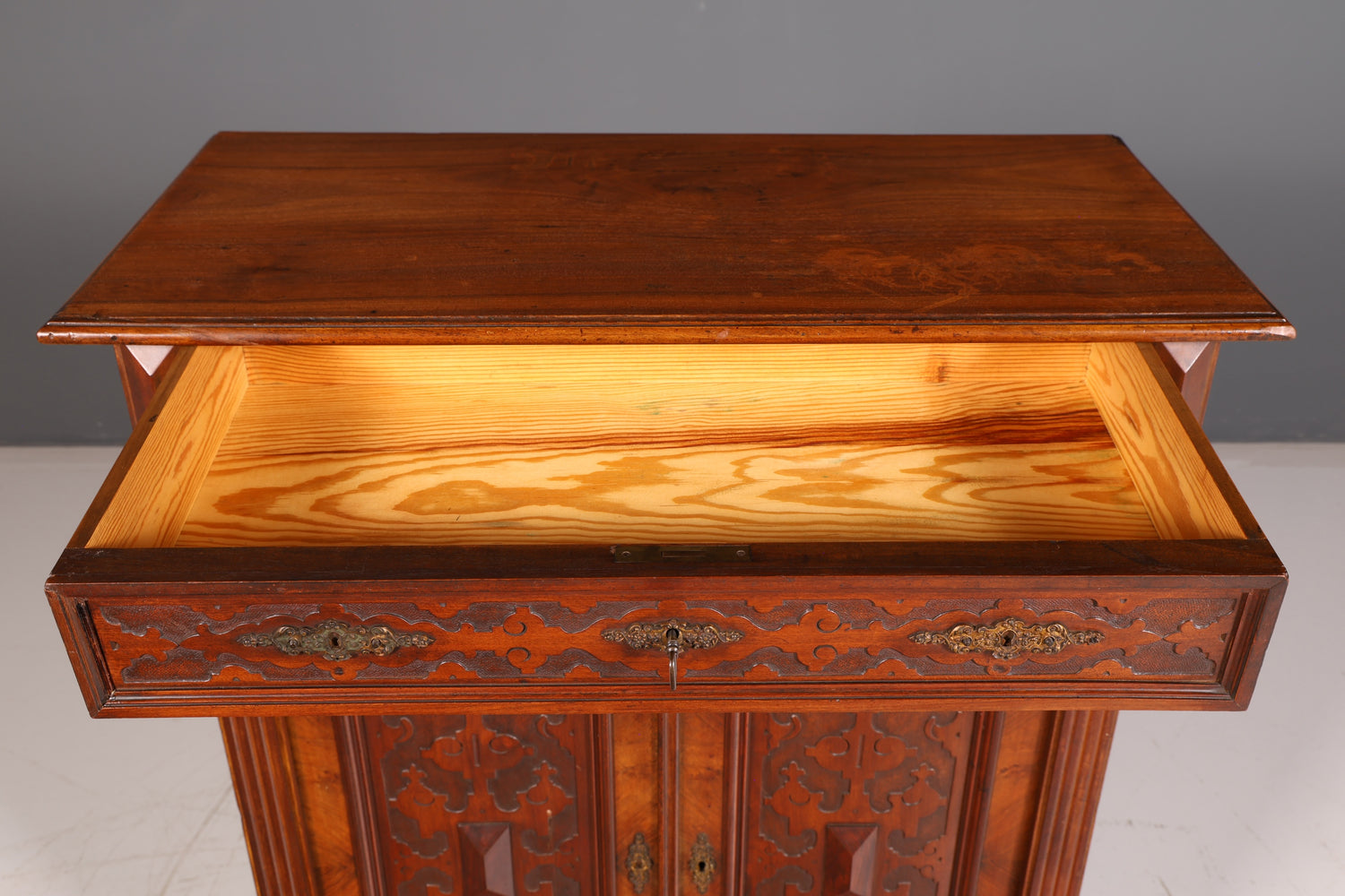 Wunderschönes Gründerzeit Vertiko Jugendstil Schrank Antik Highboard Buffet Kommode Vintage