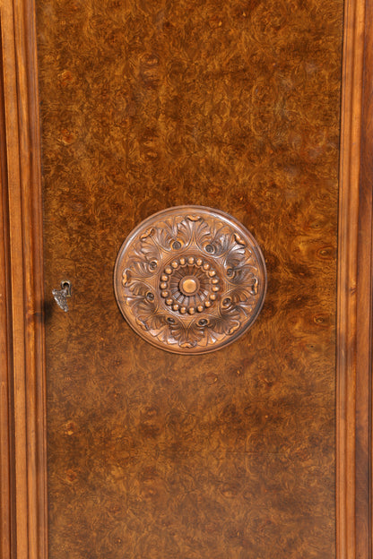 Traumhafter XXL Neorenaissance Bücherschrank Vitrine Antik Gründerzeit Buffet Schrank Regal Kanzlei