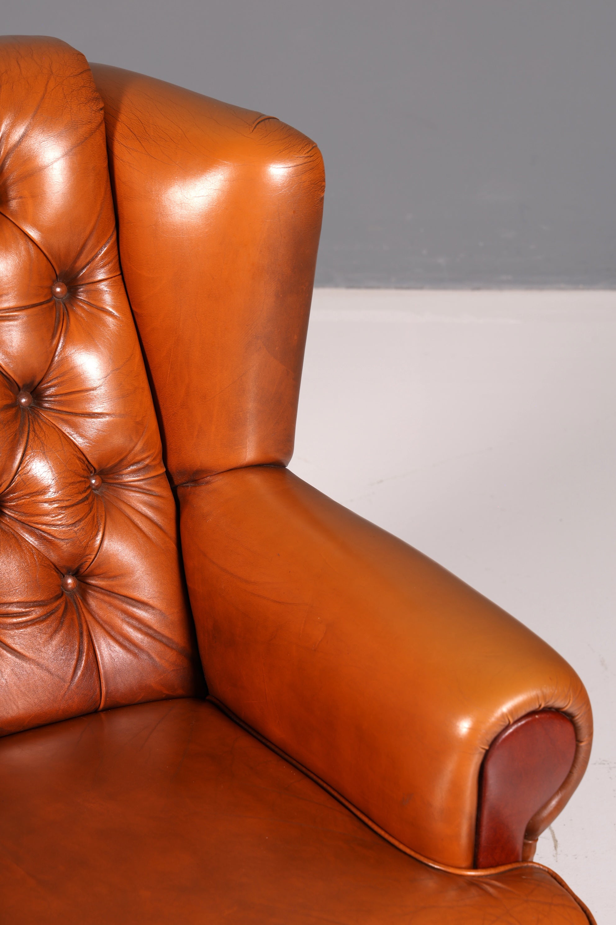 Stilvoller Original Chesterfield Sessel Englischer Armlehnsessel Cognac Echt Leder Herrensessel 2 von 2