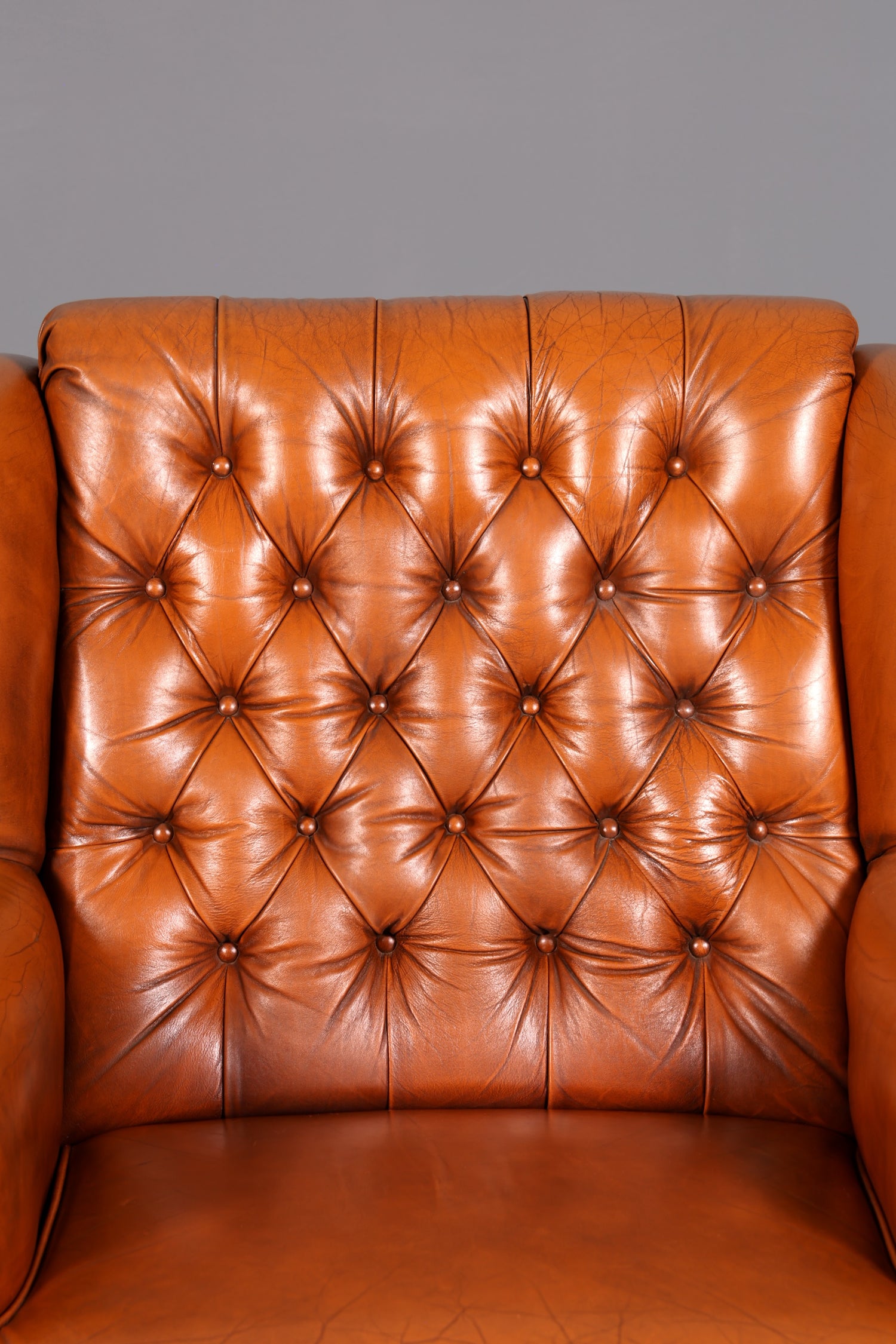 Stilvoller Original Chesterfield Sessel Englischer Armlehnsessel Cognac Echt Leder Herrensessel 2 von 2