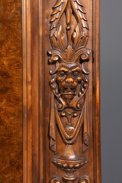 Traumhafter XXL Neorenaissance Bücherschrank Vitrine Antik Gründerzeit Buffet Schrank Regal Kanzlei