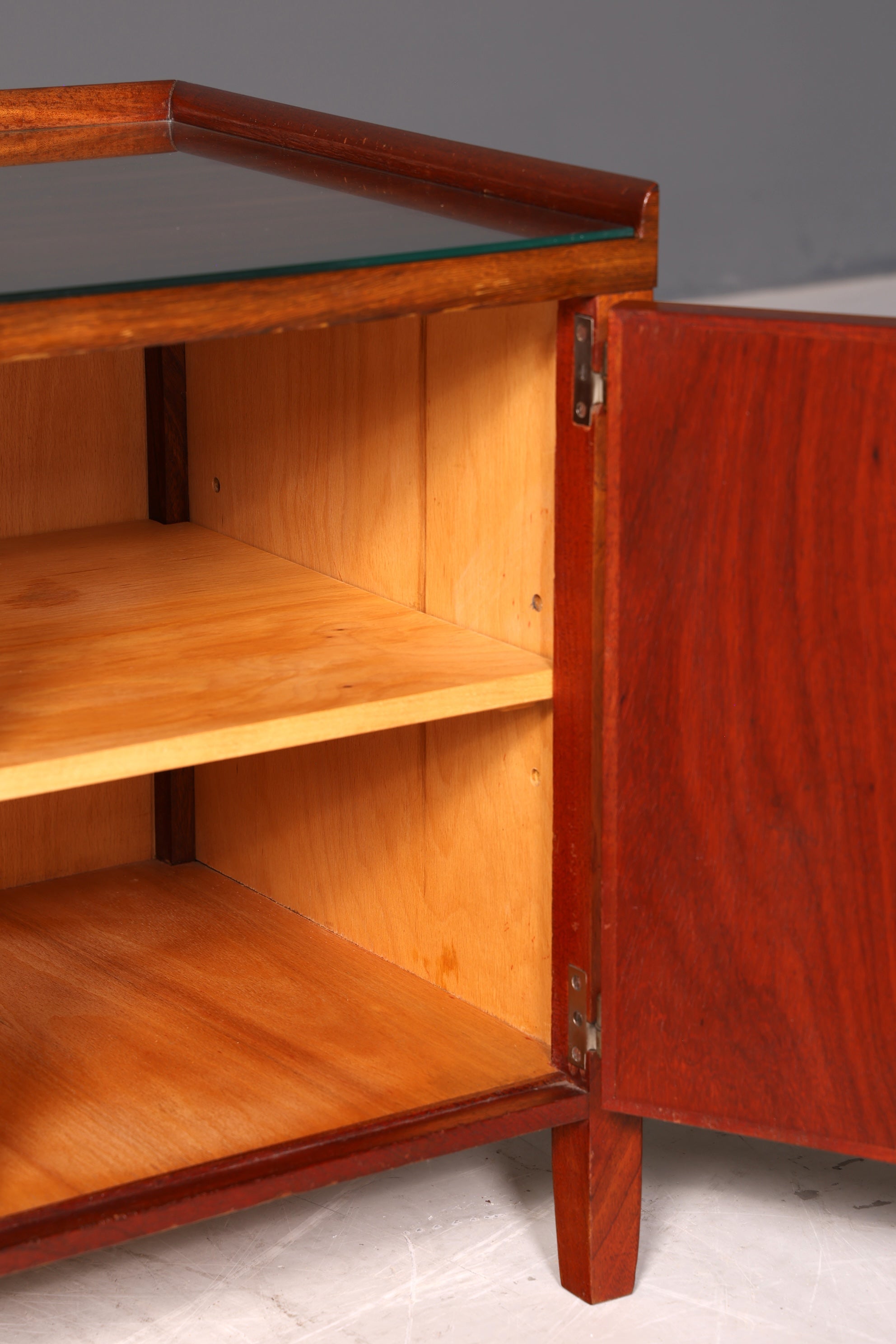 Wunderschönes Mid Century Kommode Vintage TV Sideboard 60s Schrank Flurkommode