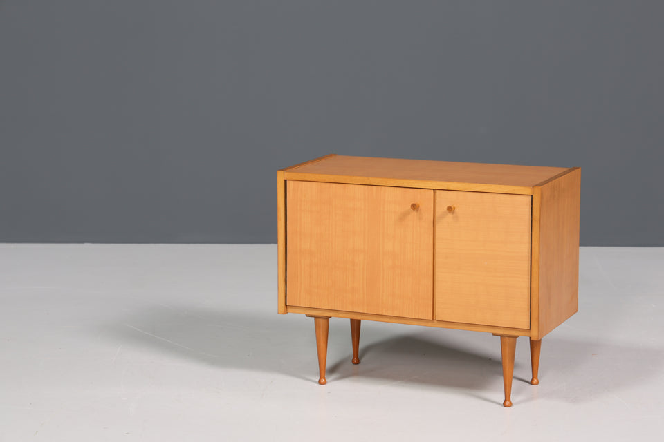 Schlichte Mid Century Kommode Retro Schränkchen 1 von 2
