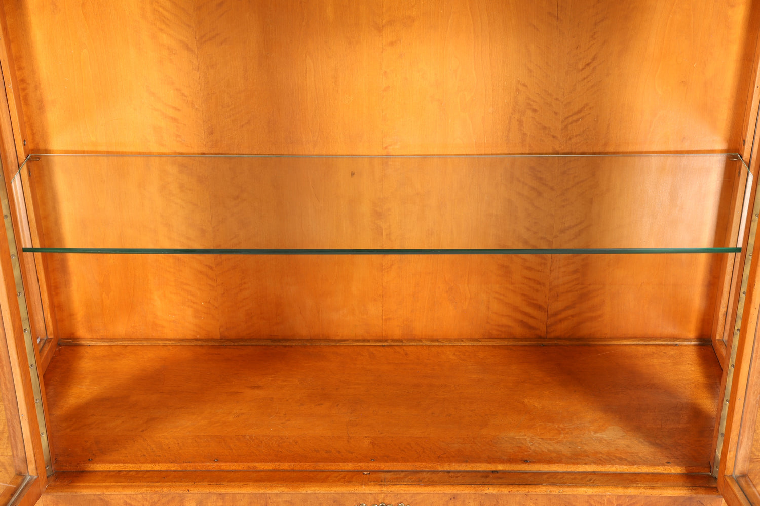 Traumhafte Vitrine im Biedermeier Stil Antik Schrank Geschirrschrank Art Deco Regal