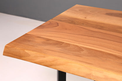 Traumhafter Nussbaum Tisch 200cm-100cm Esszimmer Tisch Baumkanten Platte Massiv Holz Küchentisch