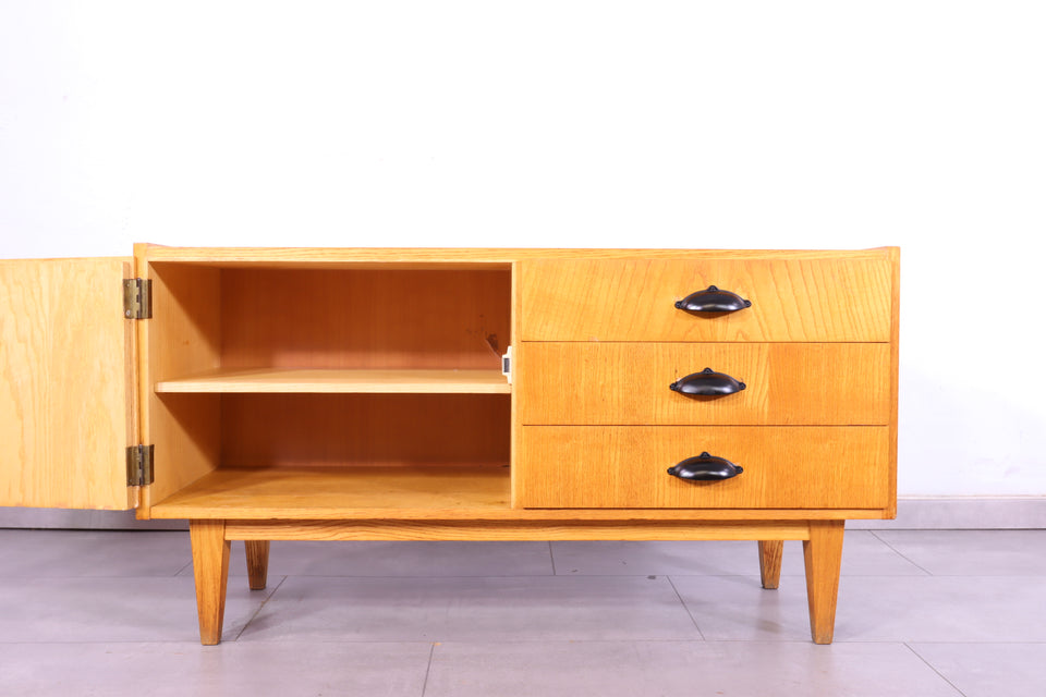 Schlichte Mid Century Kommode Retro Schrank Vintage DDR Möbel
