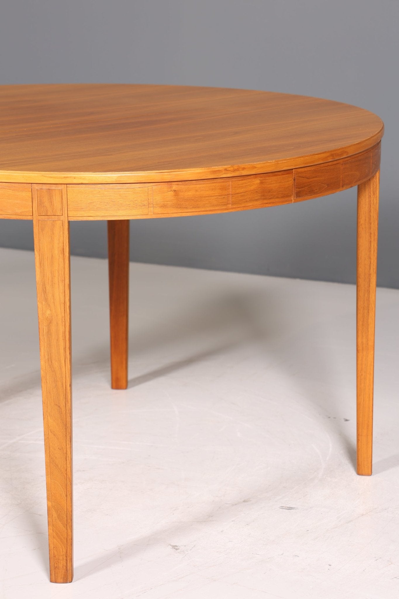 Dreamy Mid Century dining table real wood Danish design table extendable kitchen table 60s table
