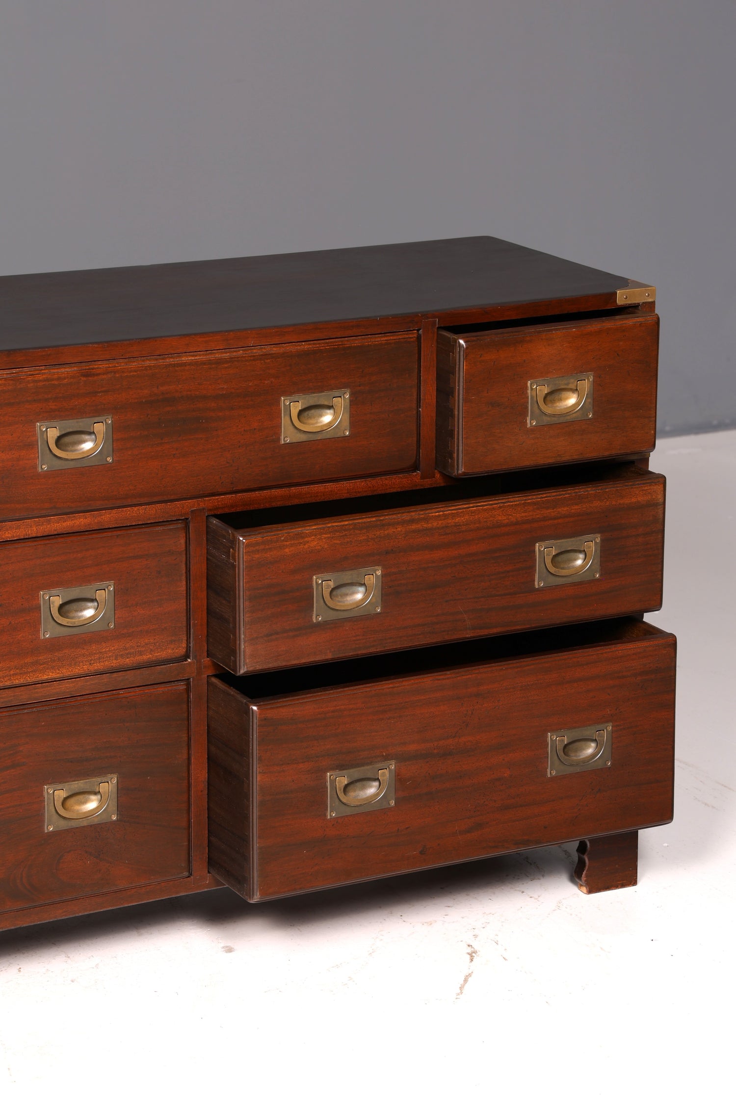 Traumhaftes Maritimes Sideboard Englische Military Chest Schiffskommode Antik Schrank Kolonial Vintage