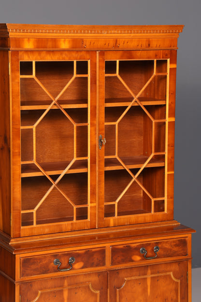 Traumhafte Englische Vitrine Eiche Holz Bibliothek Bücherschrank Buffet Vitrinenschrank Antik Vintage