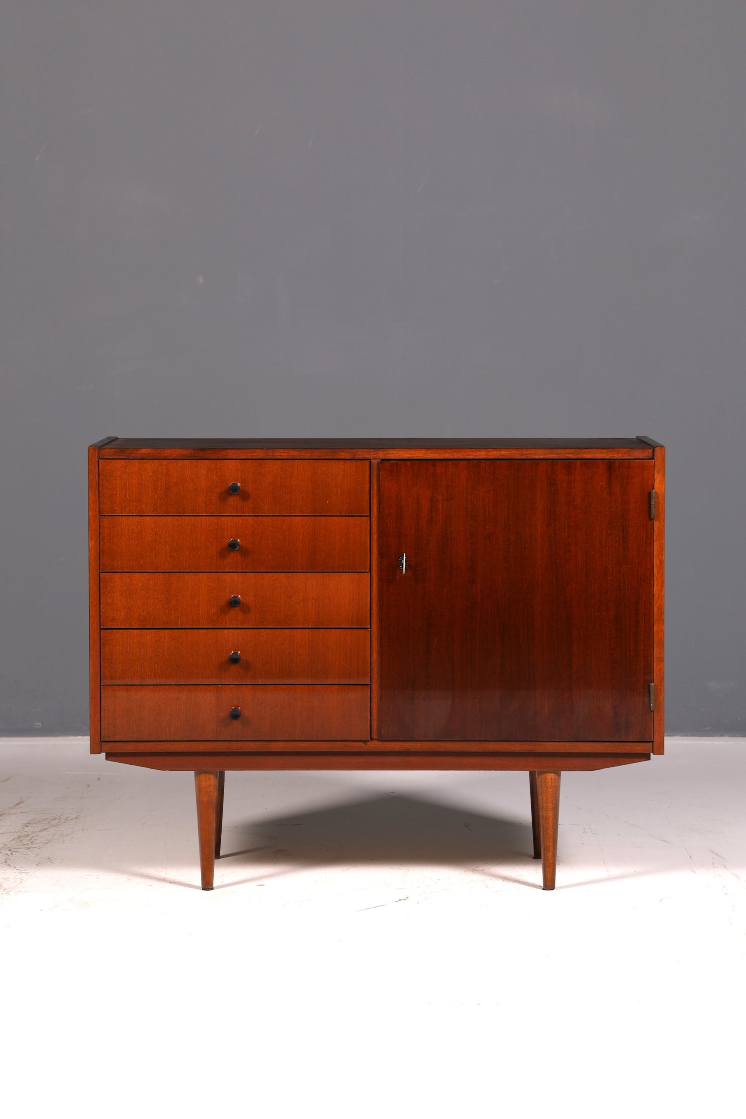 Traumhaftes Mid Century Sideboard Vintage TV Kommode 60er Schrank Flurkommode Retro