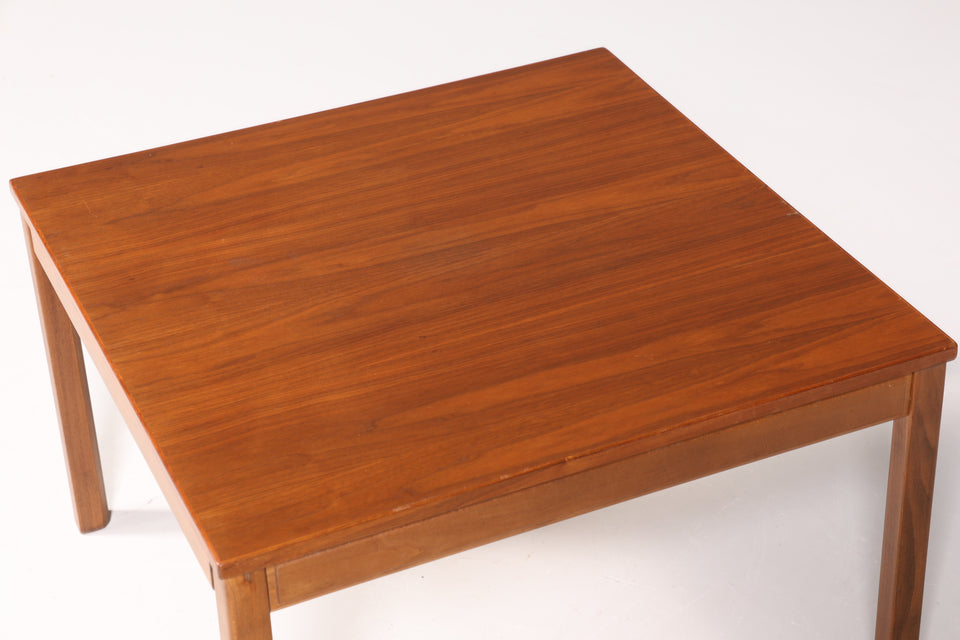 Wunderschöner Mid Century Teak Holz Tisch dänischer Couchtisch Table Made in Denmark Wohnzimmertisch