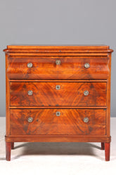 Traumhafte Louis Philippe Kommode Nussbaum Gründerzeit Schubladenkommode um 1890