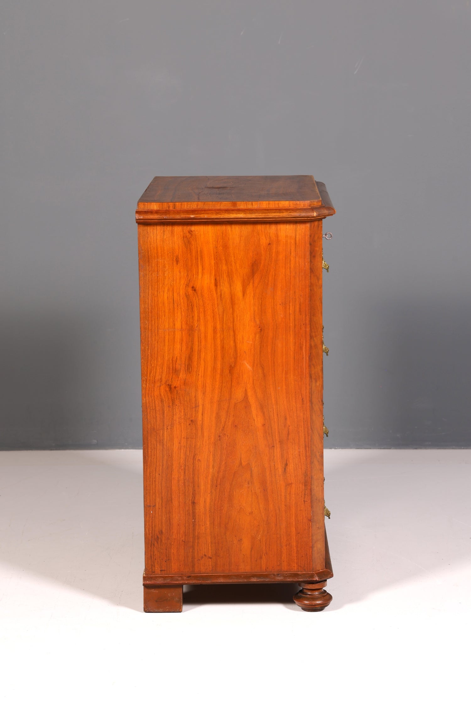Wunderschöne Gründerzeit Kommode Louis Philippe Nussbaum Schubladenkommode Sideboard um 1880