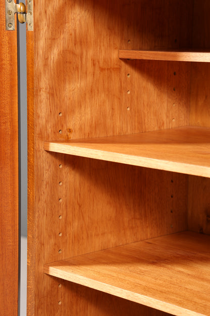 Stilvolles Mid Century Highboard Englisch Vintage Vertiko Wäsche Schrank Büro Kommode 60s