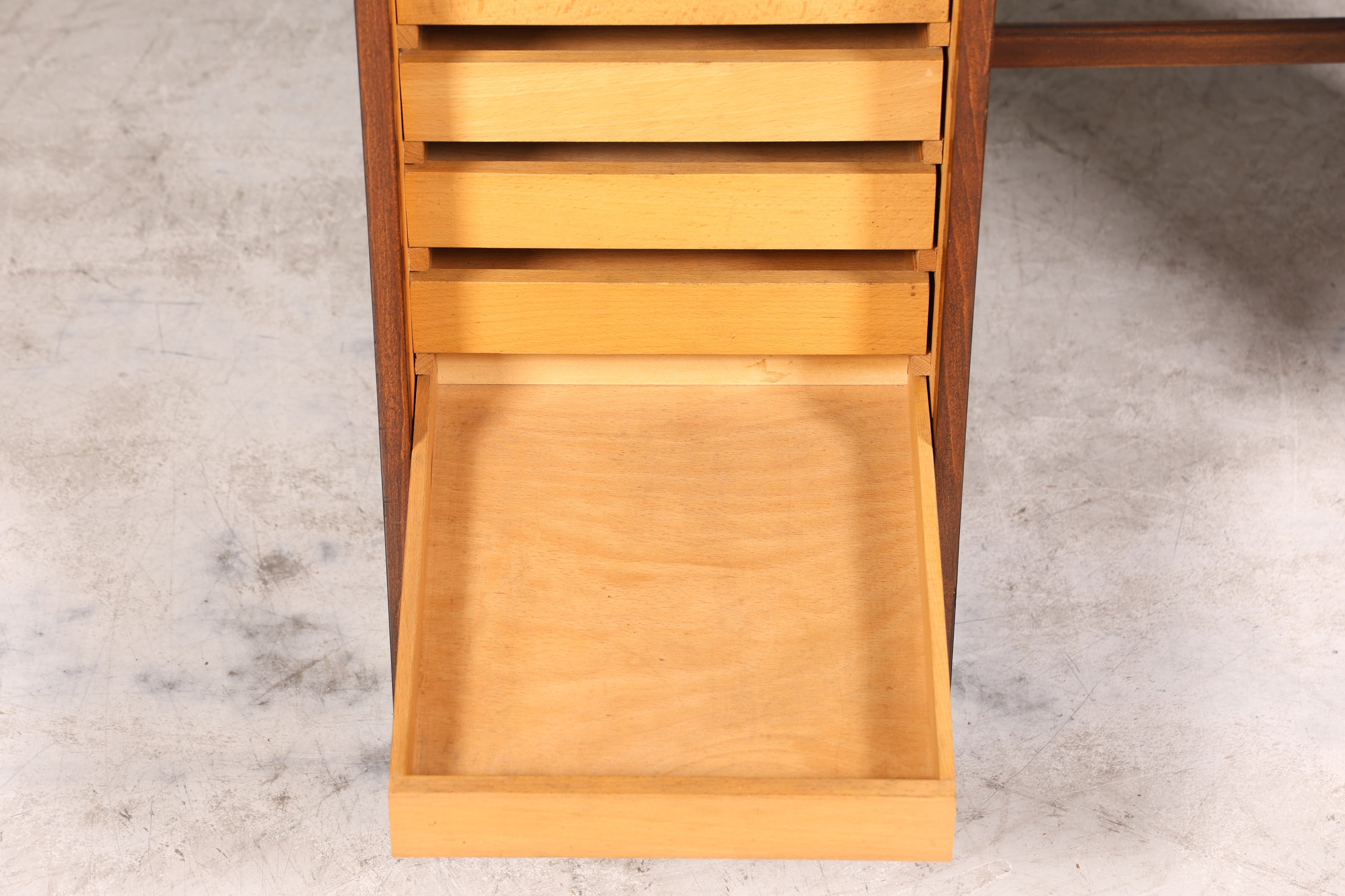 Stilvoller Bauhaus Rollladen Schreibtisch Mid Century echt Holz Bürotisch Office Table