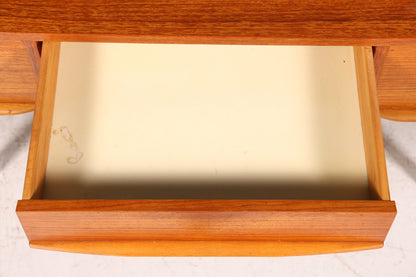 Wunderschönes Mid Century Kommode Danish Design Vintage TV Sideboard 60s Schrank Flurkommode