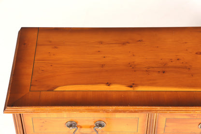 Wunderschönes Englisches Sideboard Schrank Antik Stil Eibe Bücherregal Kommode Regal