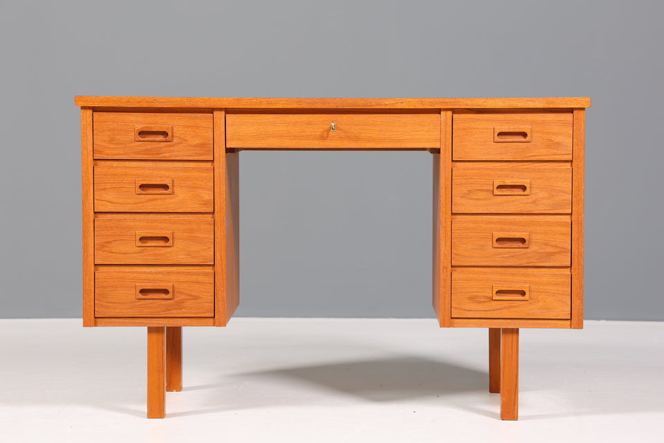 Stilvoller Mid Century Schreibtisch Made in Denmark Teak Holz Tisch Bürotisch