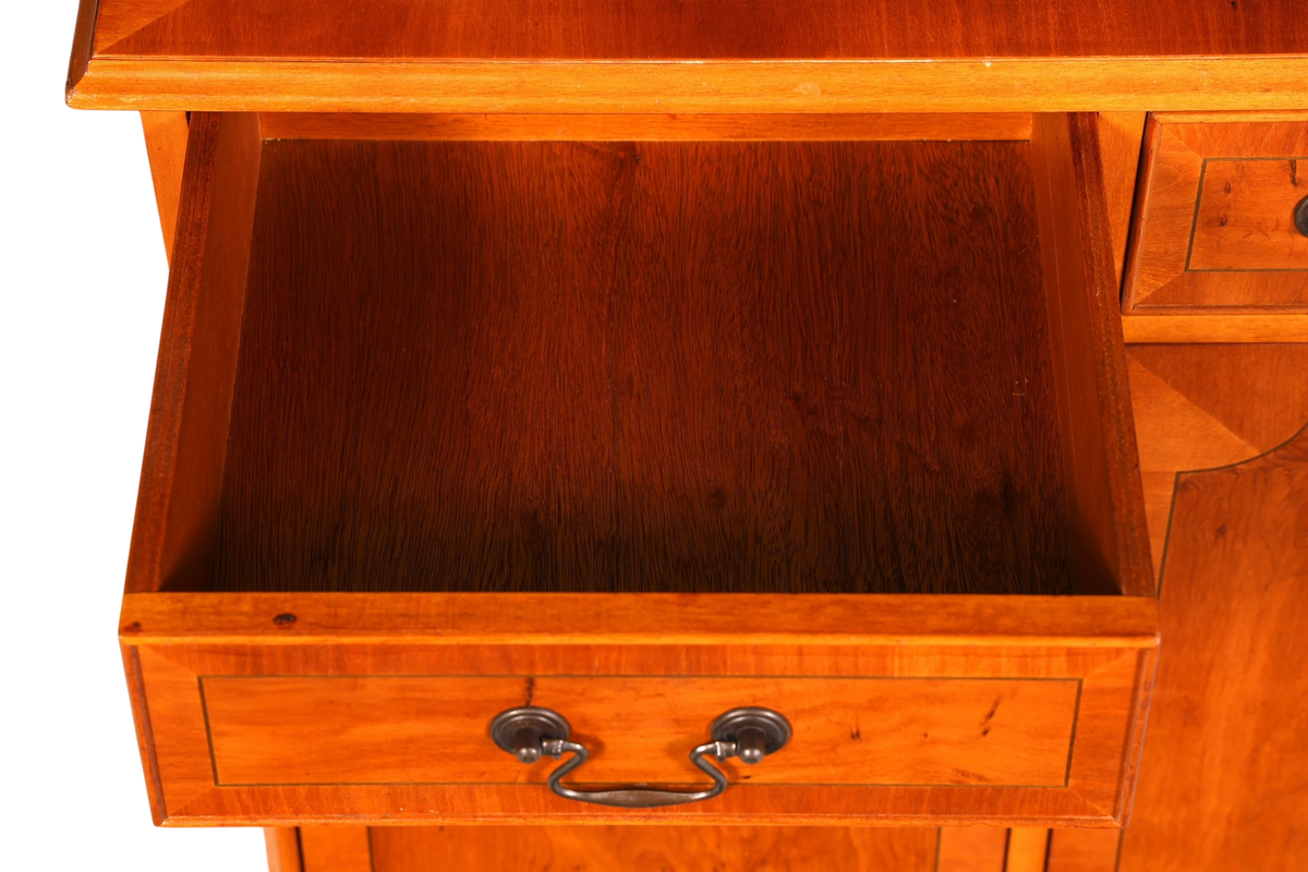 G204 Finish cm Wunderschönes Englisches Sideboard Eibe Schrank Antik Stil Buffetschrank Kommode (Kopie)