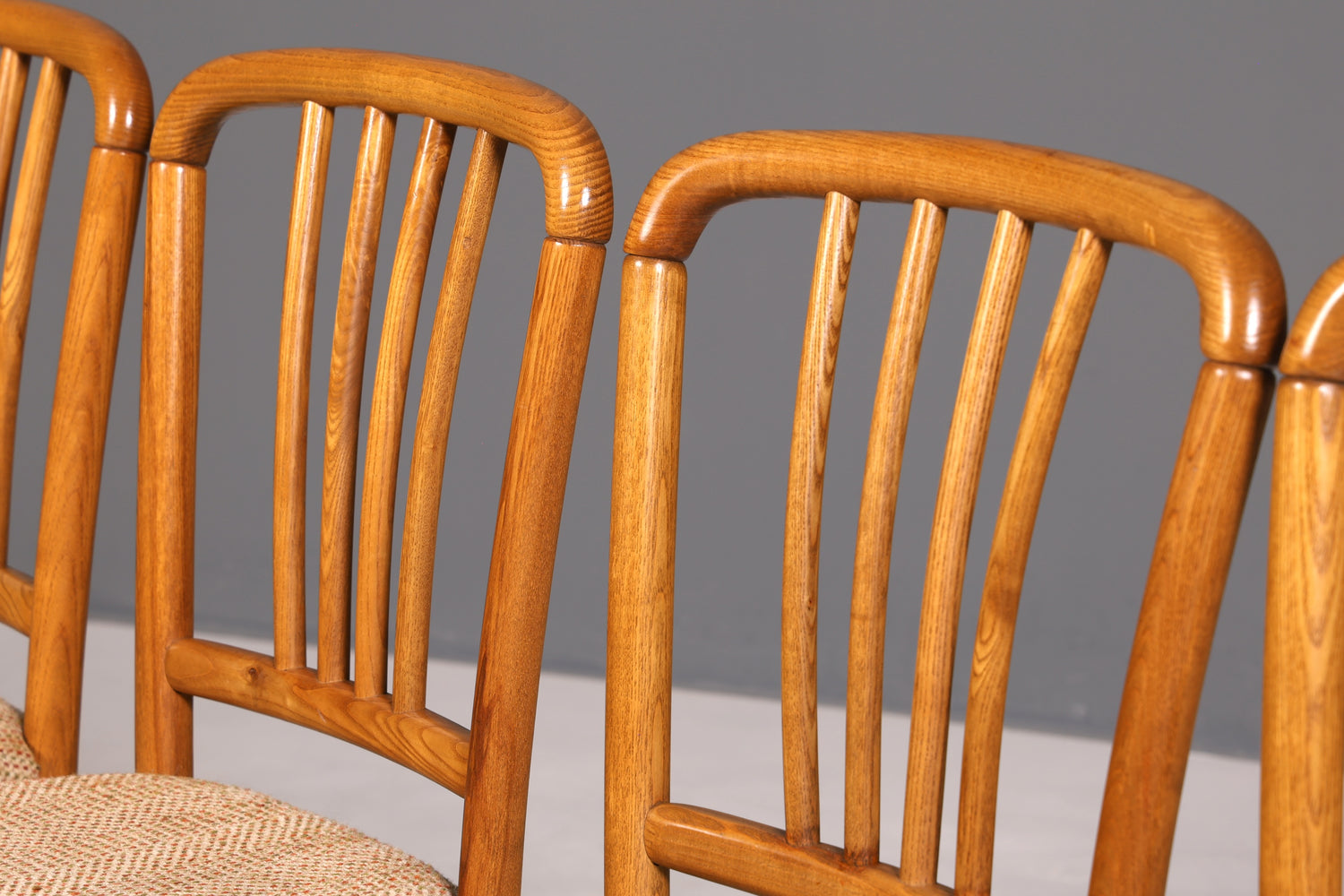 4x Schlichte Mid Century Stühle Retro Stuhlset Danish Design Küchenstühle Esszimmer Stühle