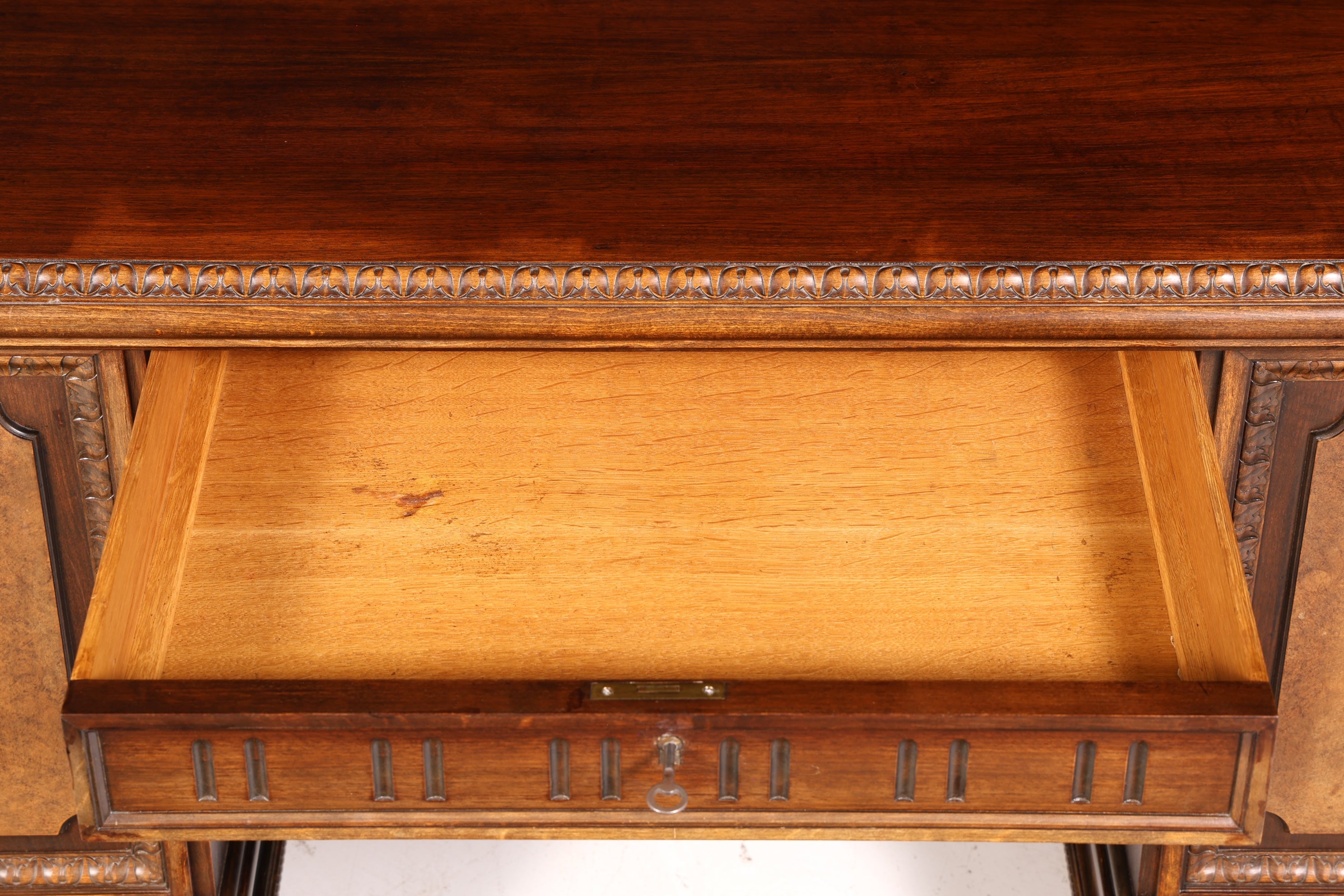 Imposanter Neorenaissance Schreibtisch Herrenzimmer Bürotisch Antik Office Table Echt Holz Vintage