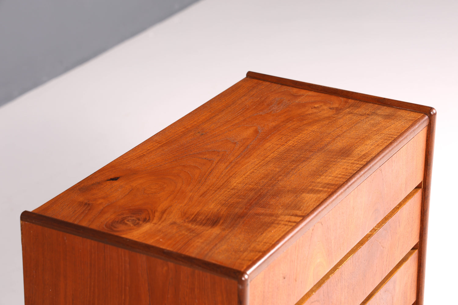 Wunderschöne Mid Century Kommode Danish Design Vintage 60s 70s Schrank Schubladenkommode