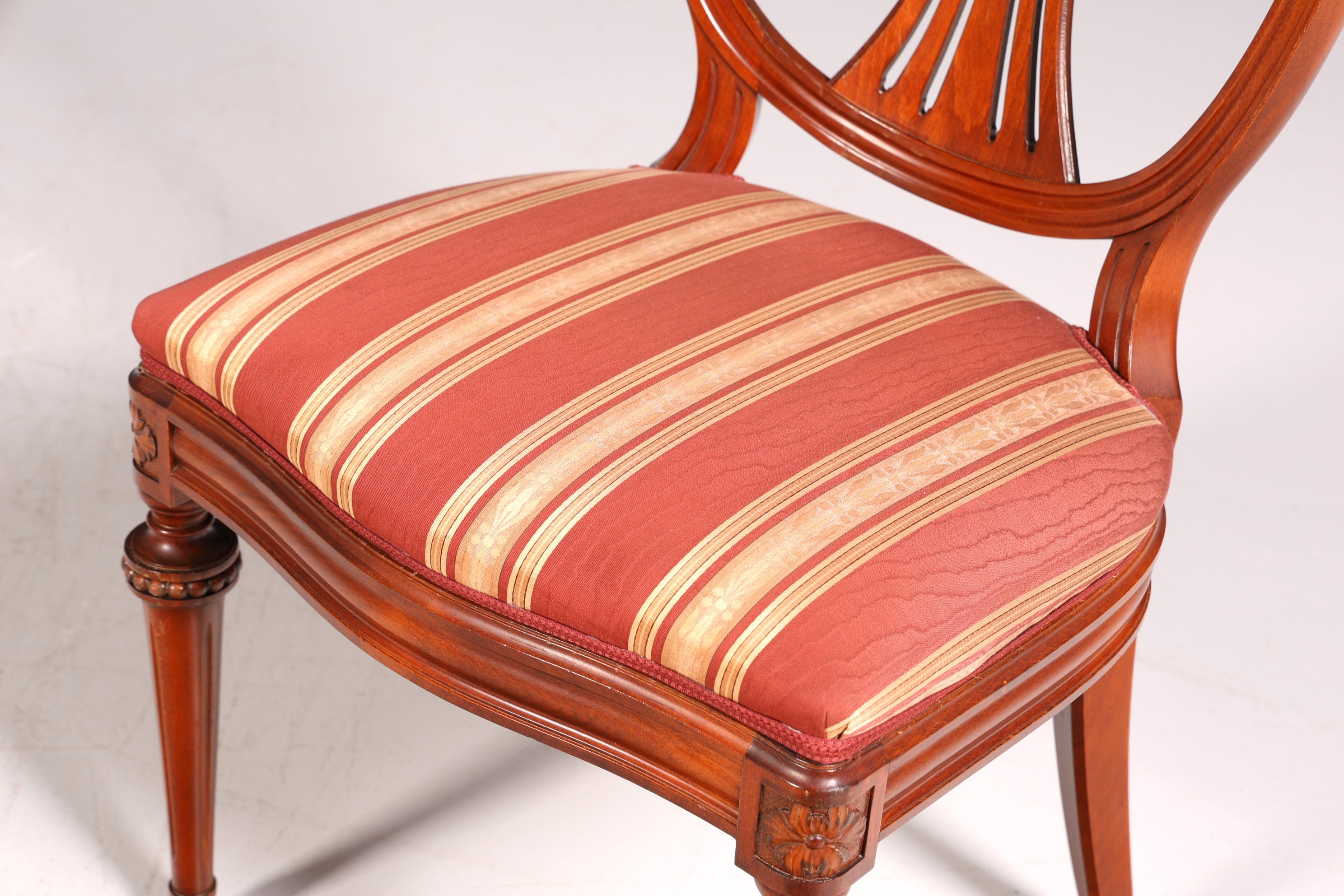 4x Edle Englische Stühle Englisch Dining Chairs Antik 60er Jahre Küchenstühle Stuhlset