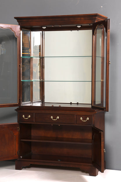 Wunderschöne Original Drexel Heritage Vitrine Bücherschrank USA Schrank Buffet Schrank Regal