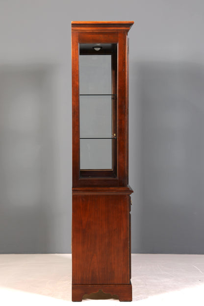 Wunderschöne Original Drexel Heritage Vitrine Bücherschrank USA Schrank Buffet Schrank Regal