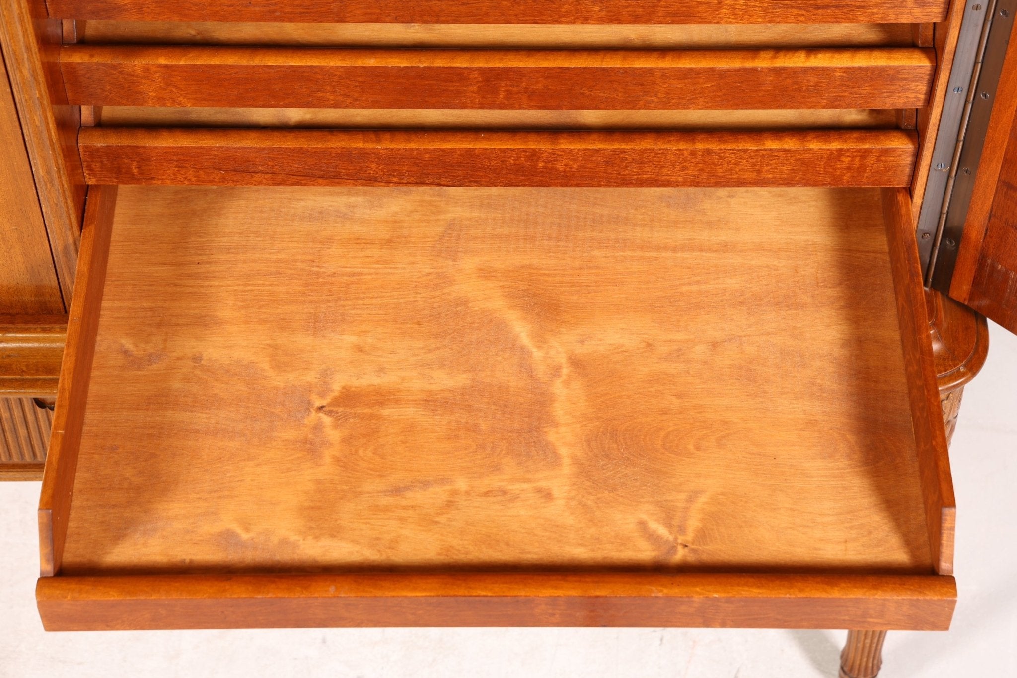 Wunderschöner Englischer Schrank Antik Mahagoni Vertiko Barock Stil Highboard Aktenschrank