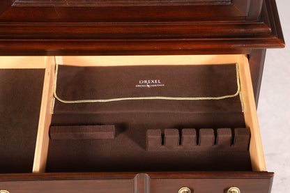 Wunderschöne Original Drexel Heritage Vitrine Bücherschrank USA Schrank Buffet Schrank Regal