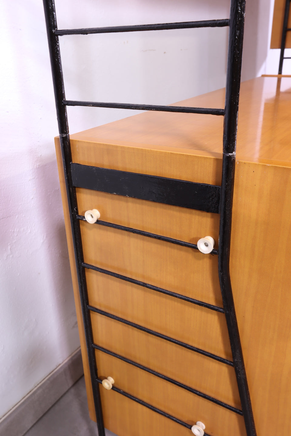 Traumhaftes Mid Century String Regal Modular Design Schrank 60s