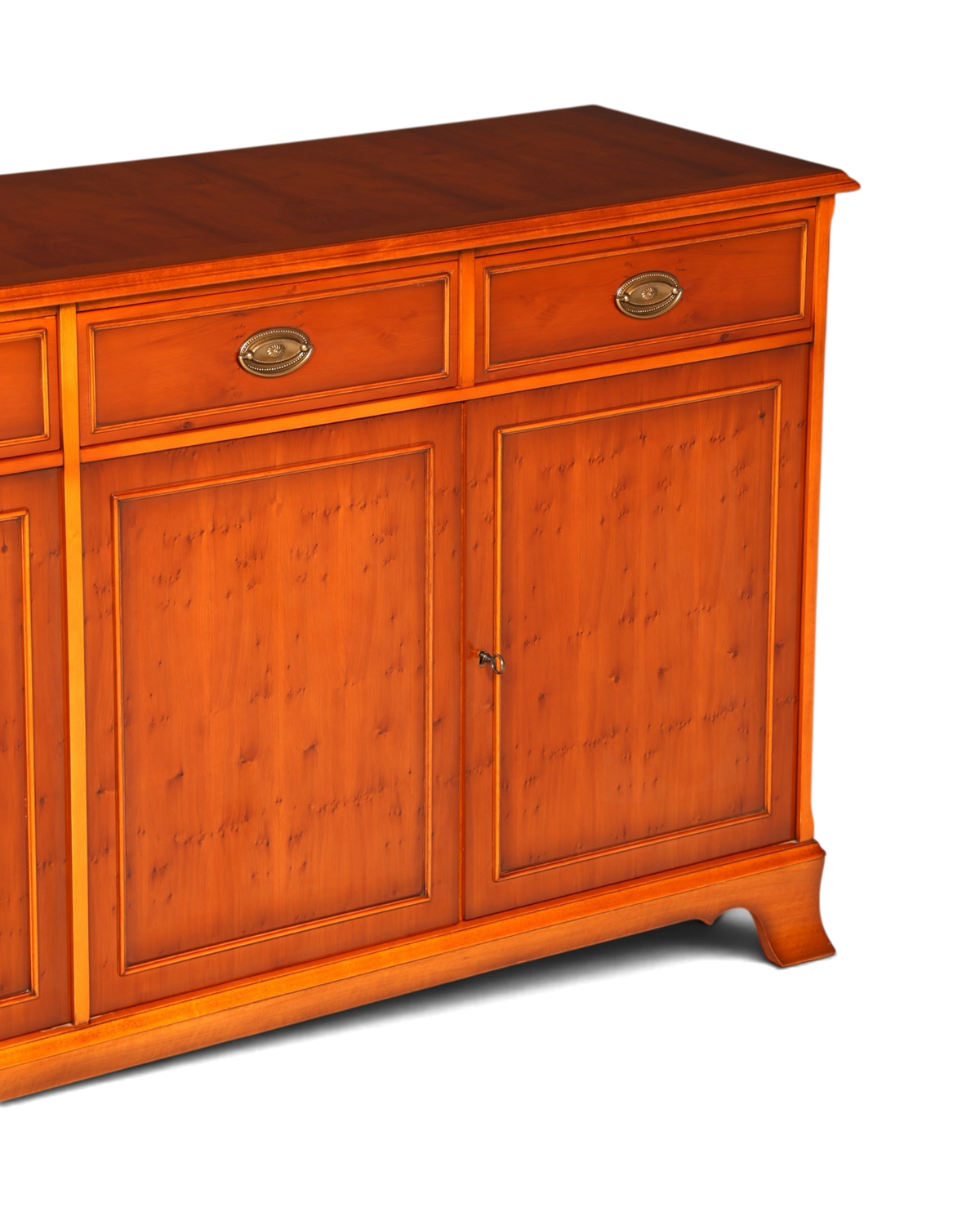 Hauptstadt Möblerei Heldense Sideboard aus englischer Eibe mit Schubladen und Türen im antiken Vintage-Stil