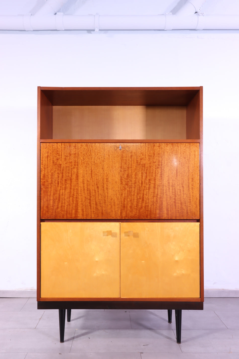Schlichter Mid Century Sekretär Vintage Bücherregal Vintage Kommode