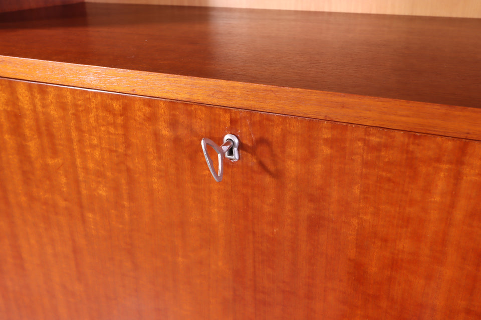 Schlichter Mid Century Sekretär Vintage Bücherregal Vintage Kommode