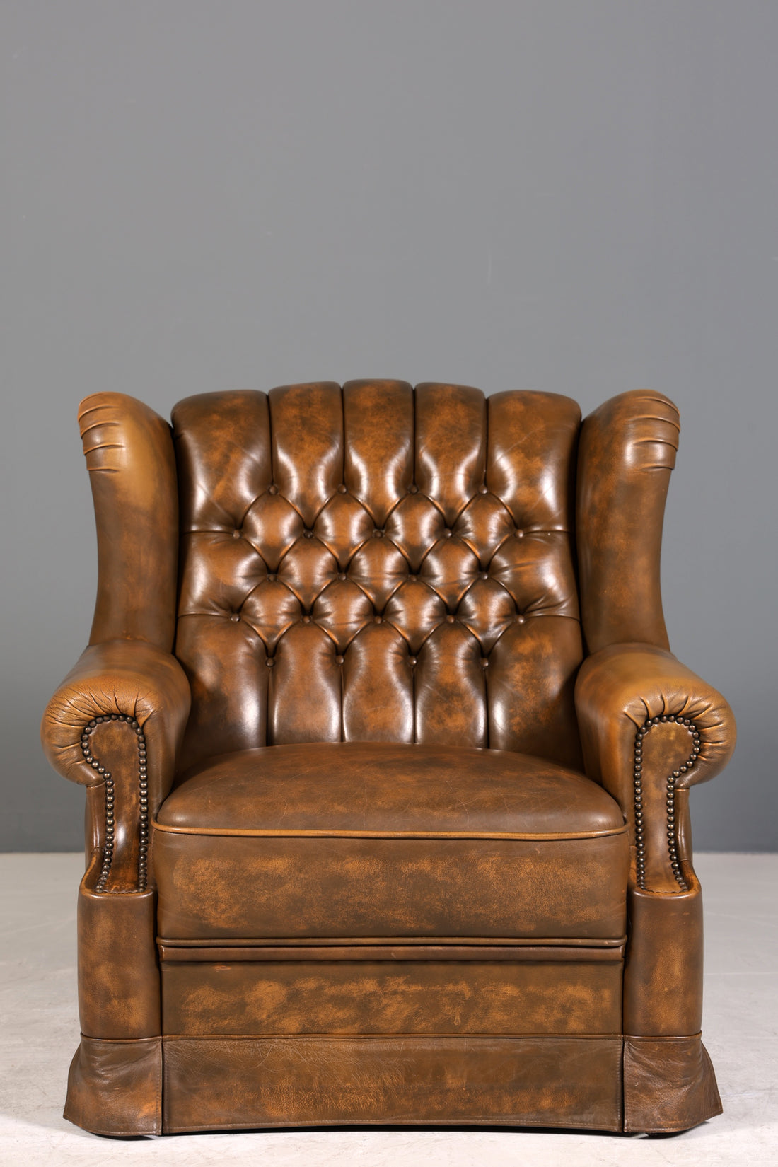 Original Chesterfield Ohrenbacken Sessel Englisch Leder Herrensessel UK Armlehnsessel