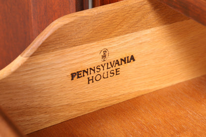 Stilvolle Original Pennsylvania House Vitrine Bücherschrank USA Schrank Buffet Schrank Regal