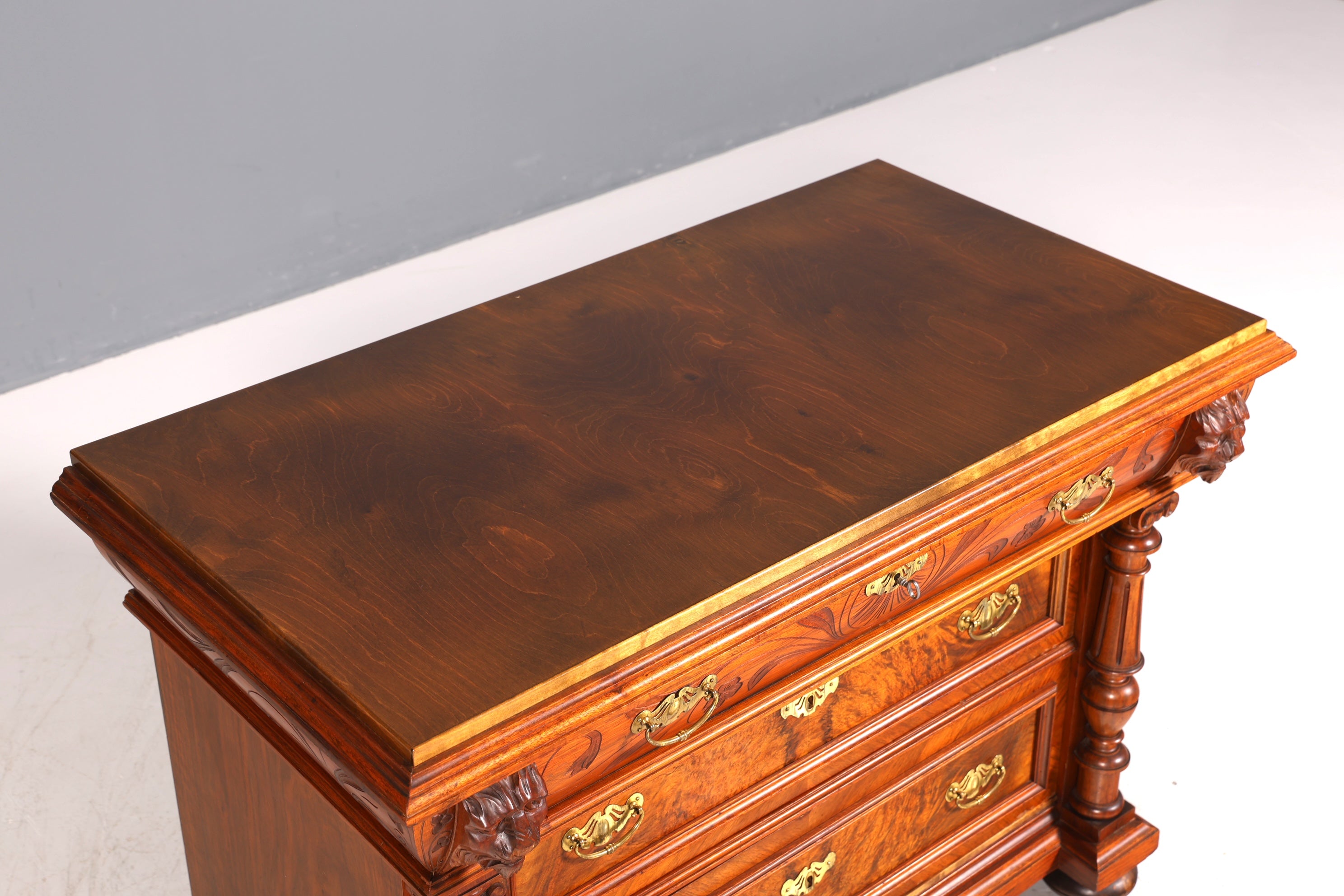 Stilvolle Gründerzeit Kommode Louis Philippe Nussbaum Schubladen Kommode Sideboard um 1880