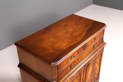 Wunderschöner Englischer Schrank Mahagoni Antik Anrichte Hifi Schrank Kommode Vintage