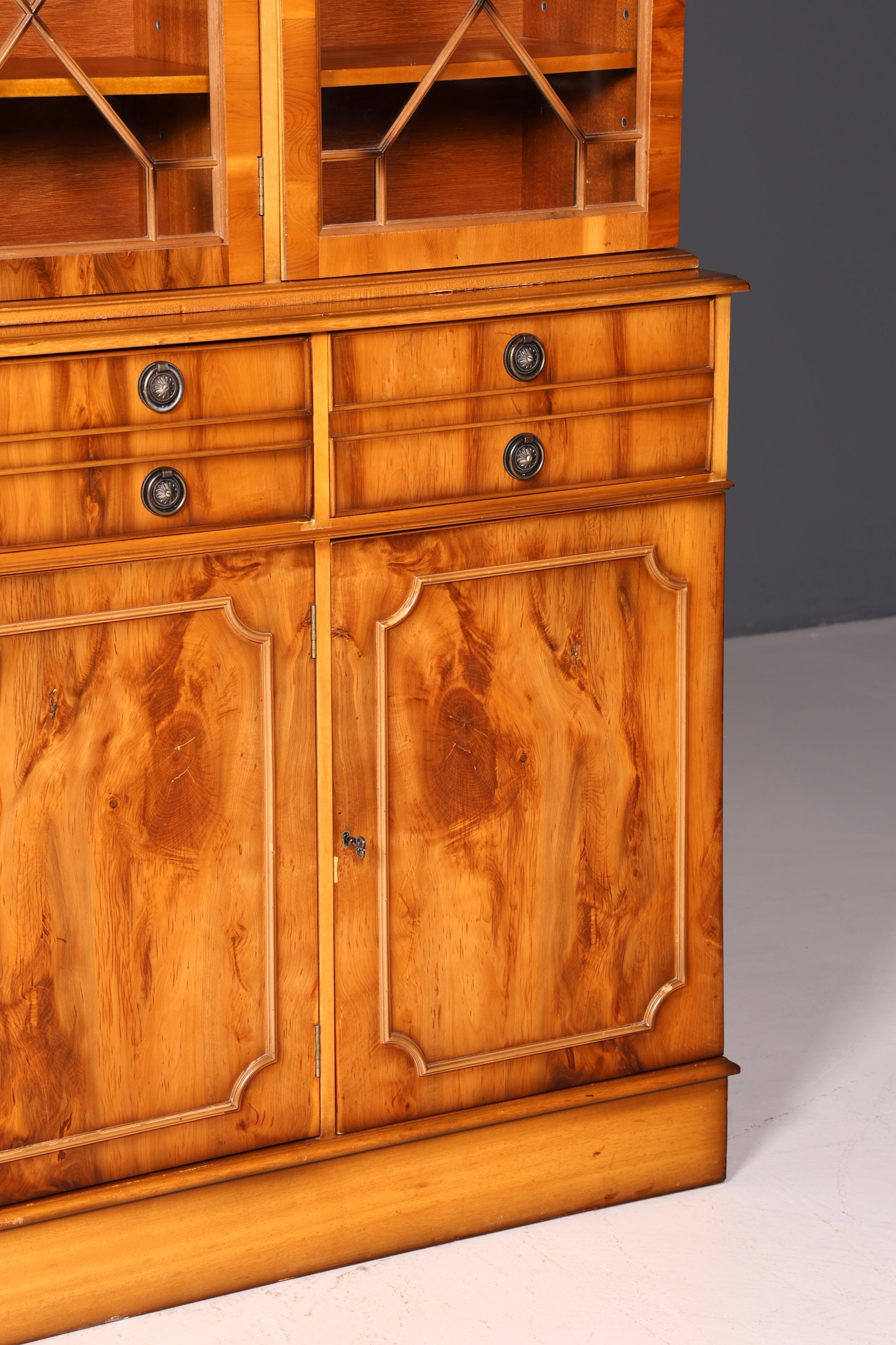 Beeindruckender Englischer Vitrinenschrank Echt Holz Sekretär Bibliothek Bücherschrank Buffet Antik Vintage