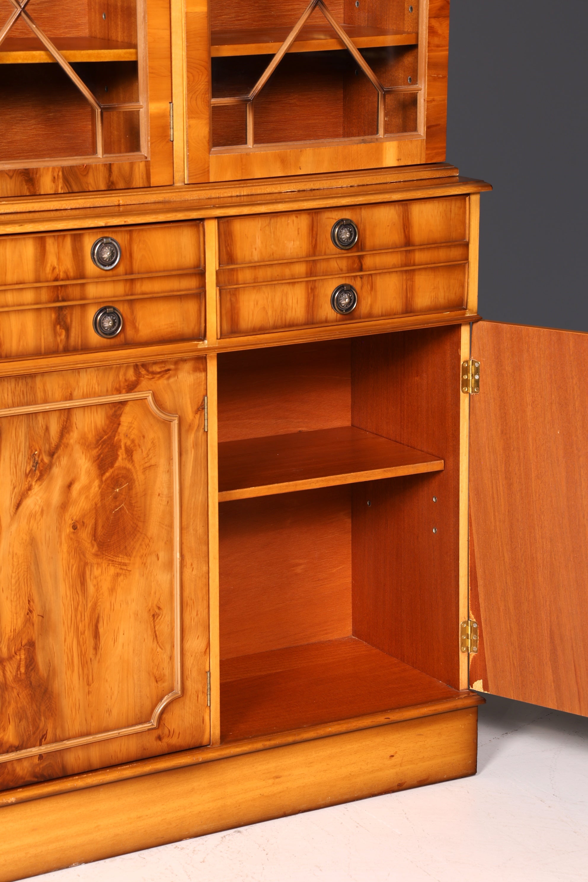 Beeindruckender Englischer Vitrinenschrank Echt Holz Sekretär Bibliothek Bücherschrank Buffet Antik Vintage