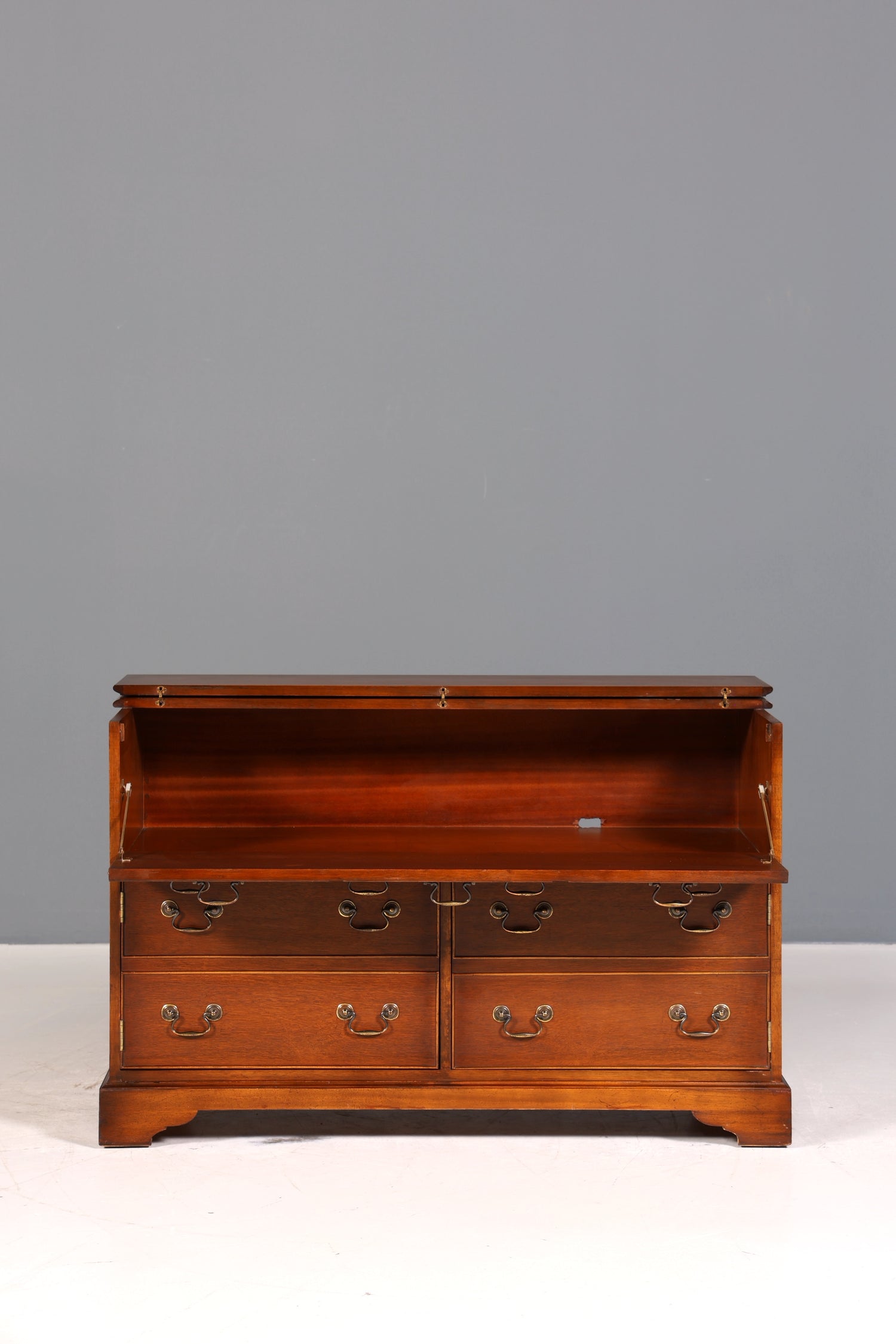 Wunderschöne Englische Kommode Holz Schallplatten Schrank Antik Sideboard Hifi Kommode