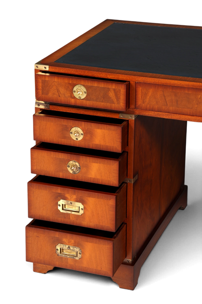 Hauptstadt Möblerei maritimer Military Chest Schreibtisch aus Holz mit Lederauflage und Messingbeschlägen