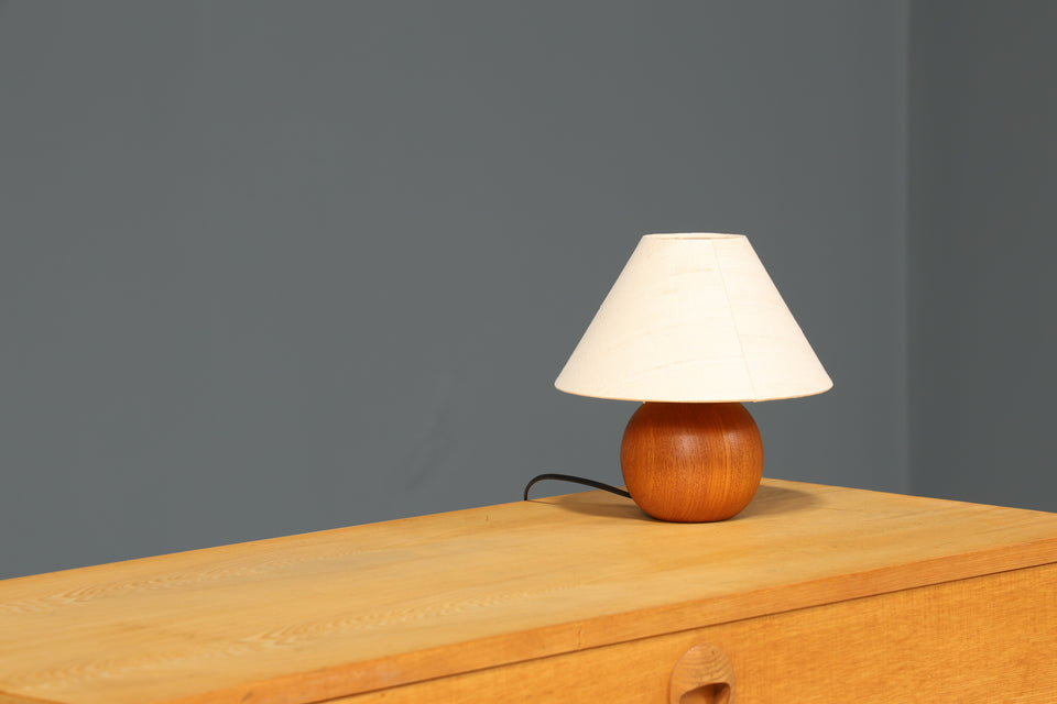 Wunderschöne Mid Century Lampe "Made in Sweden" Teak Holz Tischlampe