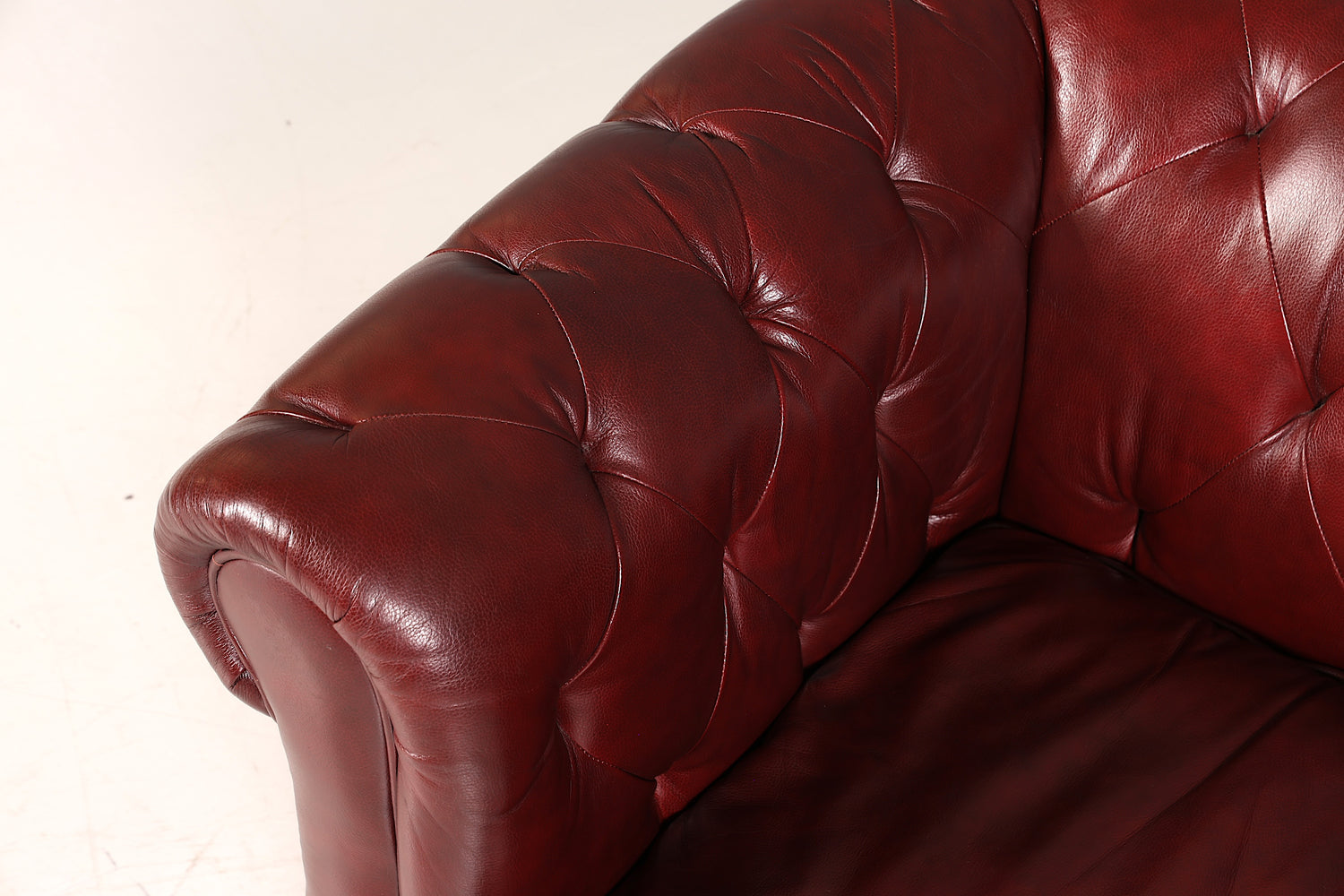 Wunderschöner Original Chesterfield Sessel Englisch Oxblood Leder Armlehnsessel Herrensessel