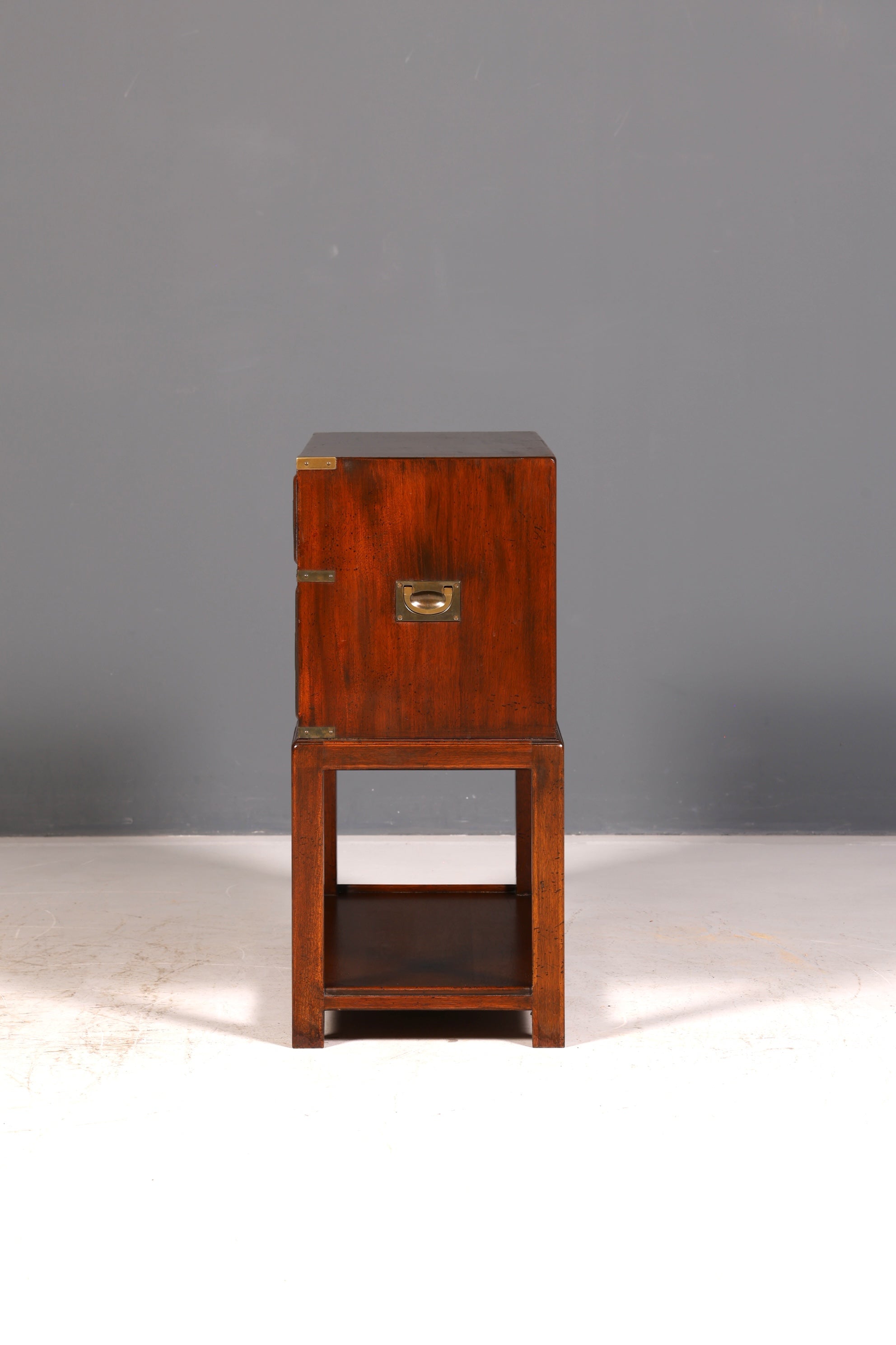 Wunderschöne Maritime Military Chest Kommode Mahagoni Englisch Beistellkommode Antik Vintage