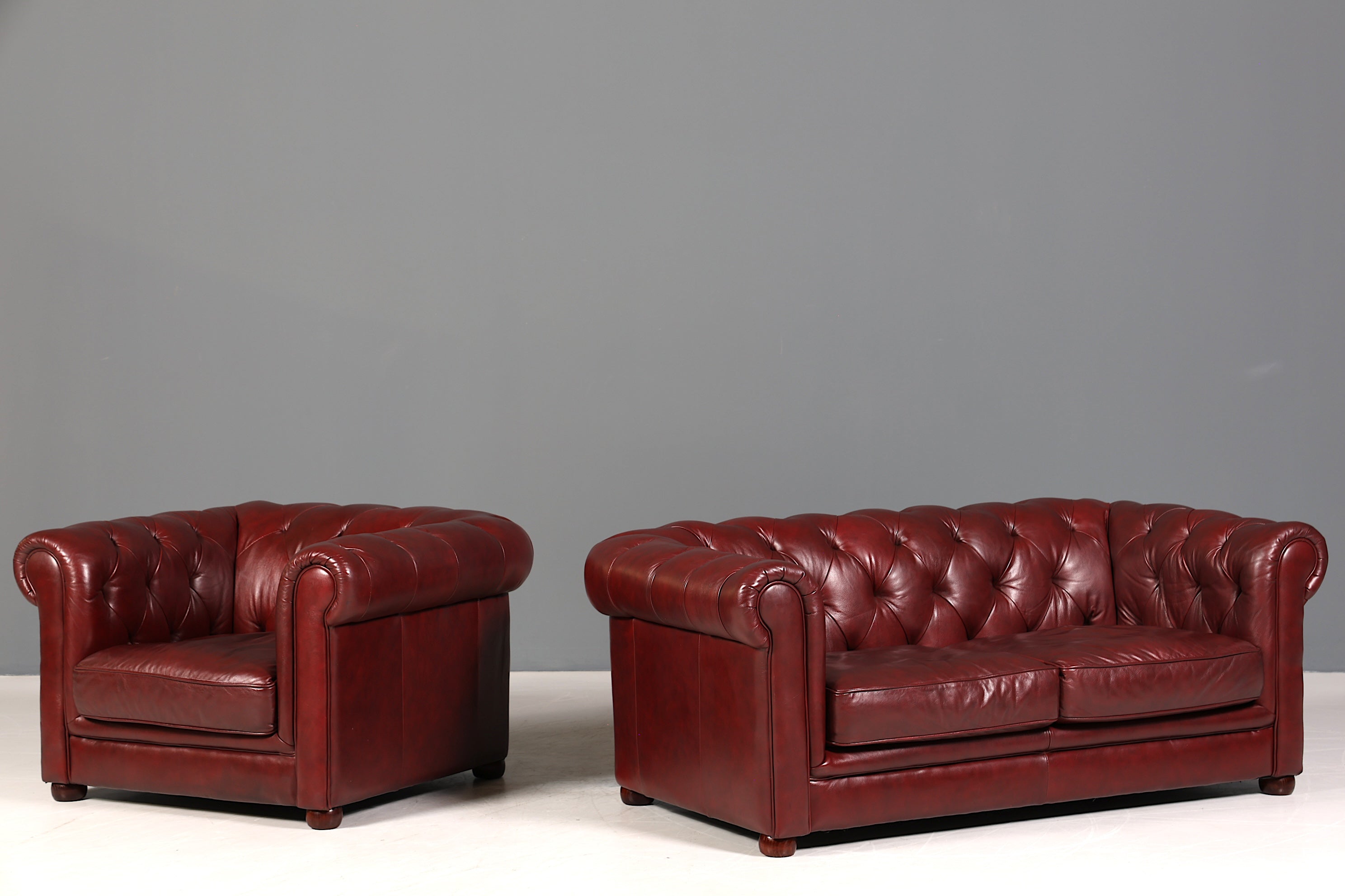 Wunderschöner Original Chesterfield Sessel Englisch Oxblood Leder Armlehnsessel Herrensessel
