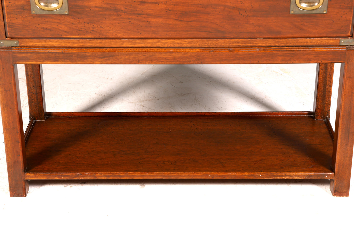 Wunderschöne Maritime Military Chest Kommode Mahagoni Englisch Beistellkommode Antik Vintage